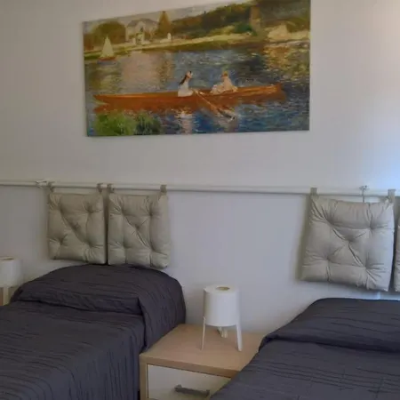 Guest house Agora *