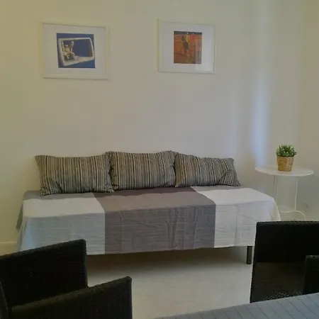Guest house Agora
